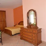 Annette 3* Vasto